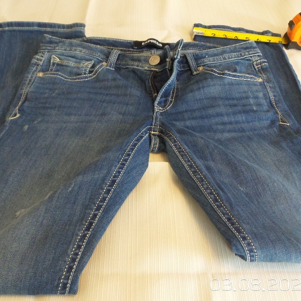 Women's EXPRESS Barely Boot Low Rise Stretch Jeans Size 10R Like New